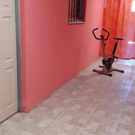 Lo Que Hay 2!!!! Apartment Езейза Екстериор снимка